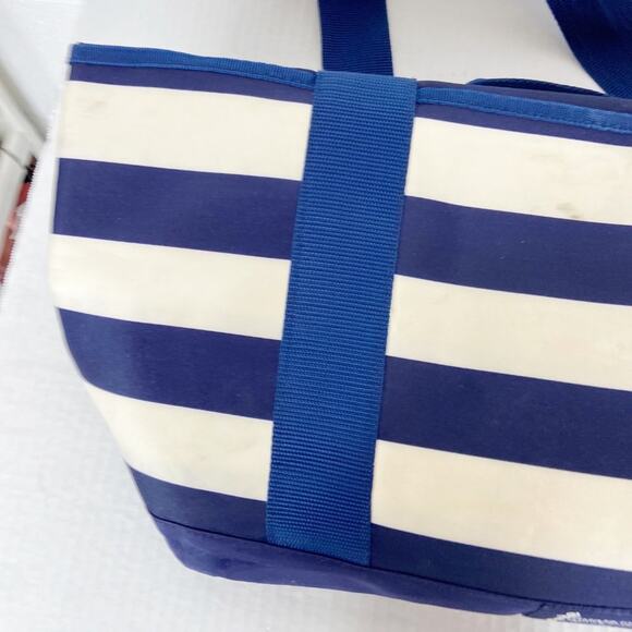 Initials Inc Beach Bag Tote Navy Blue Ivory White Stripe Mesh Bottom Pockets A - Picture 6 of 15